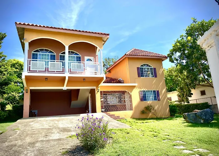 Yanceylargo-6br Two-story Estate With Mountain Views * Montego Bay