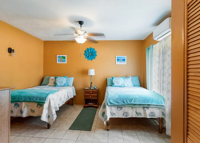 Yanceylargo-6br Two-story Estate With Mountain Views Villa *